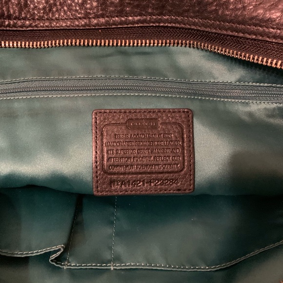 Coach leather shoulder bag - Picture 4 of 4